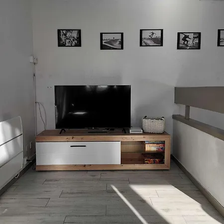 Appartement Les Arenes - 3 Pieces Duplex - 6 Couchages Port Leucate. R2f: 5ar_401d Mae-9373 *